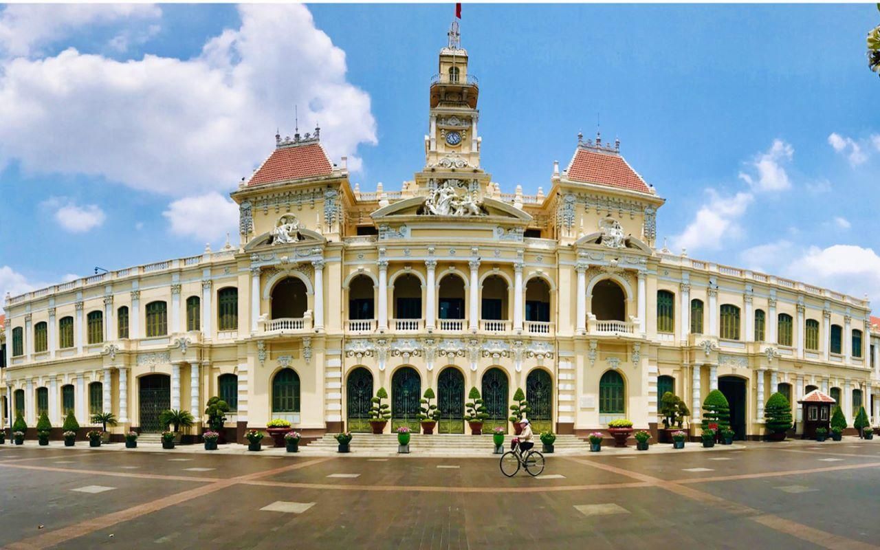 From Ho Chi Minh City: Heritage & Culture Half-Day Tour