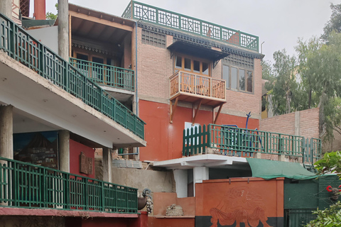 Lima: Barranco Walking Tour with Art and Coffee Tasting