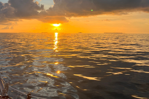Sandbar, Snorkel, and Sunset Sail with Drinks in Key West