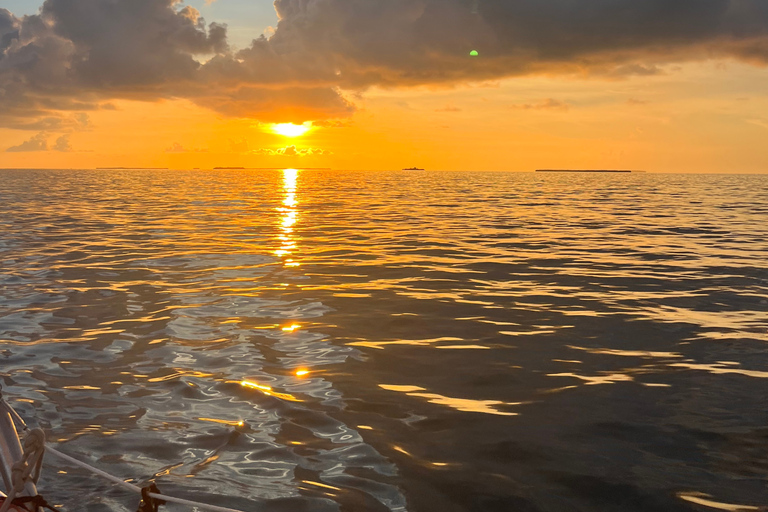 Sandbar, Snorkel, and Sunset Sail with Drinks in Key West