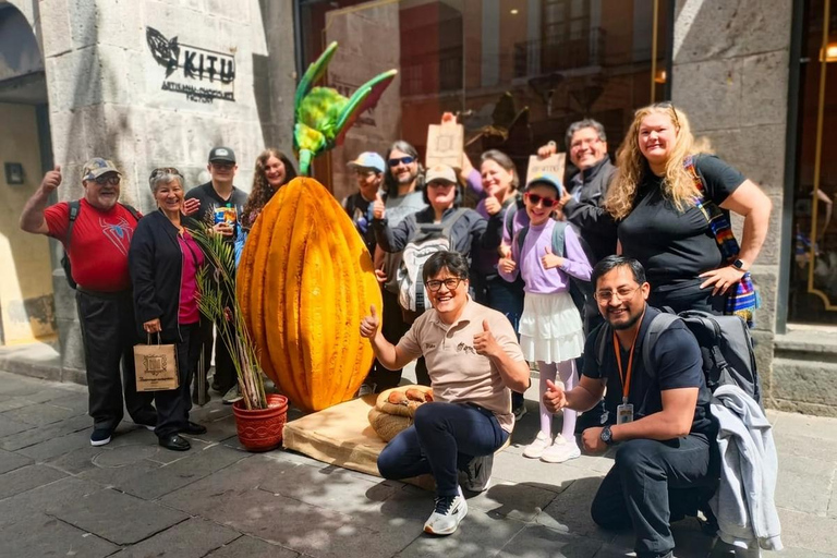 Quito: Immersive Historic Center, Sightseeing Tour, and Cocoa Food Tasting Quito: Immersive Historic Center, Sightseeing Tour, and Cocoa Tasting