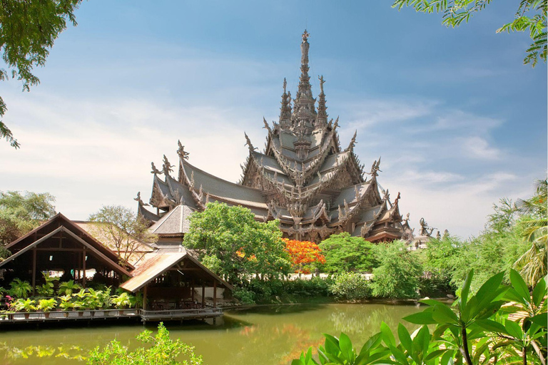 Pattaya: Sanctuary of Truth Inträde med guidad tur