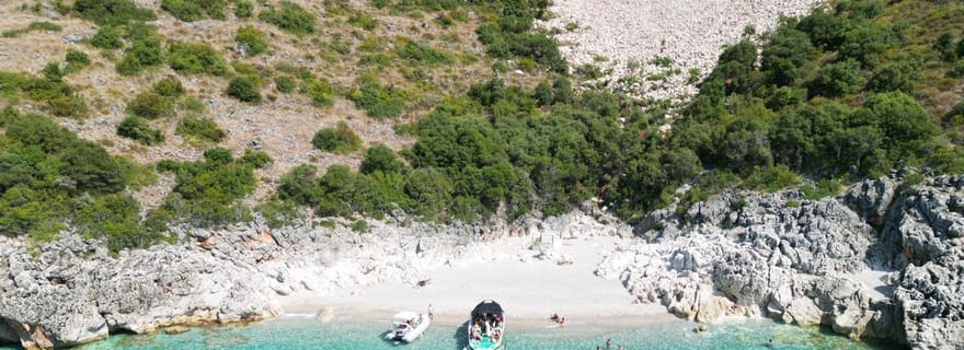 Croisière festive de Himara à la grotte des pirates