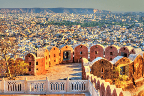 Jaipur: Private Tagestour mit dem Oldtimer