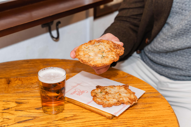 Málaga: Gourmet Tapas and Wine Tour