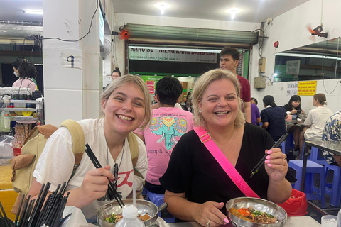 Enjoy Many Delicious Food In Ho Chi Minh City By MotorbikePrivate Tour &amp; Private Tour Guide - Car Option