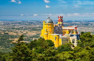 Lisbona: Tour per piccoli gruppi di Sintra, Cascais e Palazzo Pena