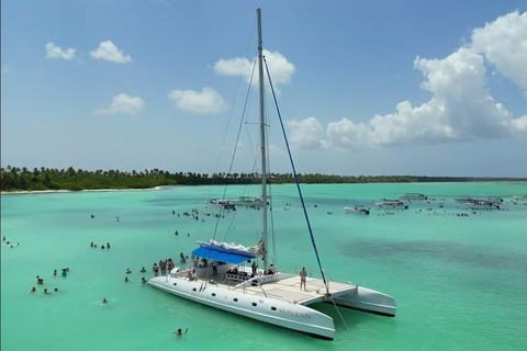 Private: Exclusive Saona Island VIP Speedboat Excursion