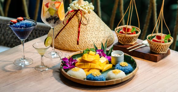 Chiang Mai: Mango Sticky Rice Set with Tea