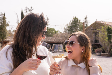 Barcelona: Montserrat, Winery Tour & Lunch with Wine Tasting