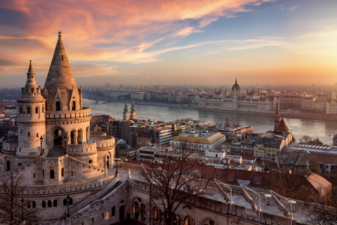 Von Wien aus: Bratislava und Budapest – geführte TagestourPrivate Tour