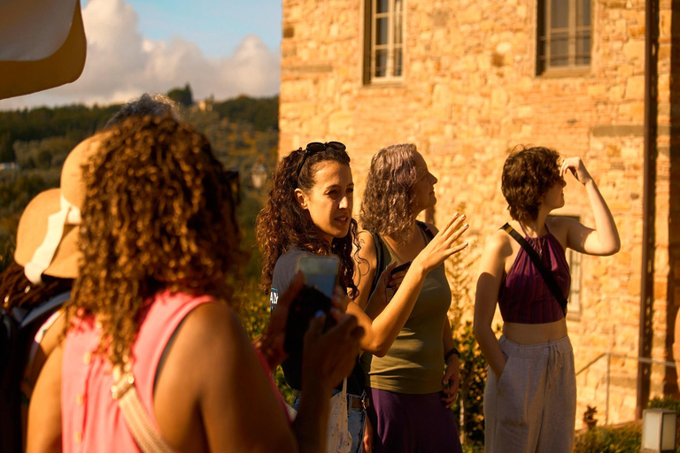 Florenz: Tolle Chianti-Wein- und Olivenöl-Tour mit MittagessenWein und Olivenöl – ein echtes Erlebnis