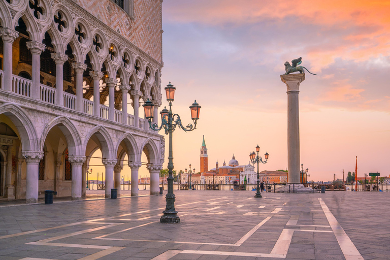 Venice: St. Mark's Basilica Guided Tour and Gondola Ride