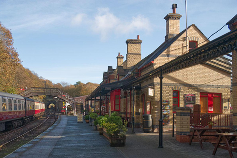 Chester: Lake District Tour with Lake Cruise & Train