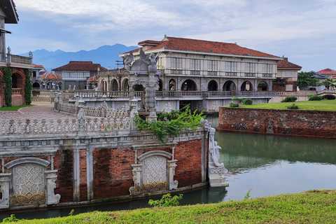 Depuis Manille : Excursion guidée d&#039;une journée à Las Casas Filipinas de Acuzar