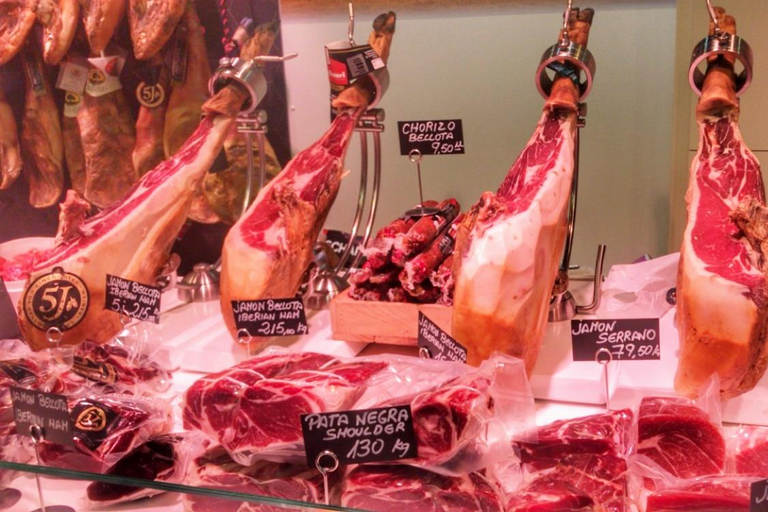 Barcelona: Street Food & Sightseeing Tour with Local Market