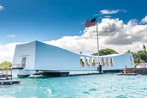 Pearl Harbor Arizona tour from HNL Airport