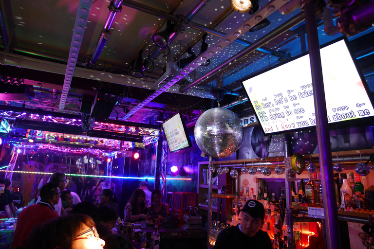 Osaka: LGBTQ+ Tour met diner en drankjes