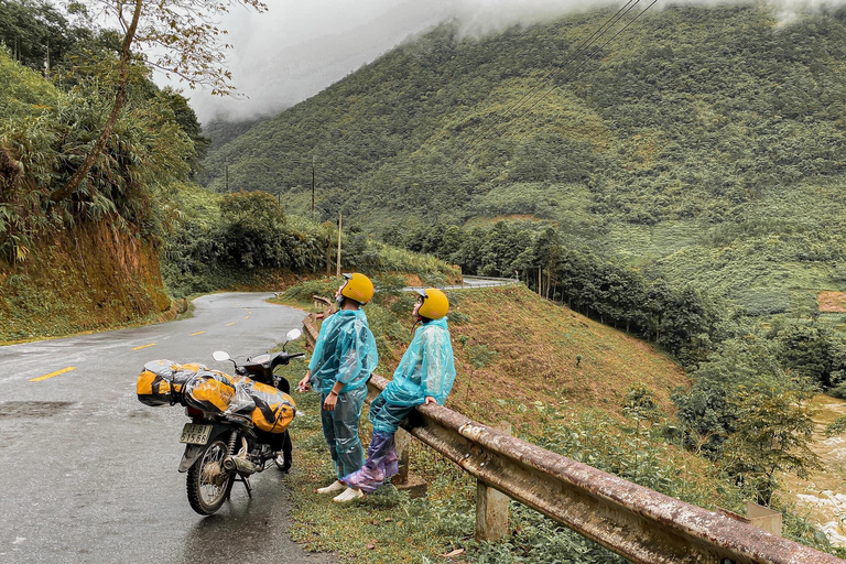 4-Day Ha Giang Loop to all Highlights by Car, Stay Resort 4* Tour without 2-way Limousine Tickets
