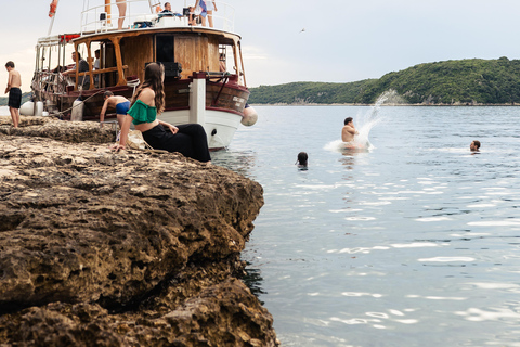 Rovinj: Red Island & Lim Fjord boat tour with BBQ & Swimming