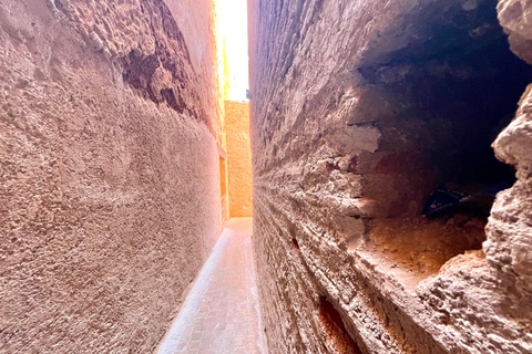 Marrakech Saadian Tombs Entry Ticket with Digital Guide App