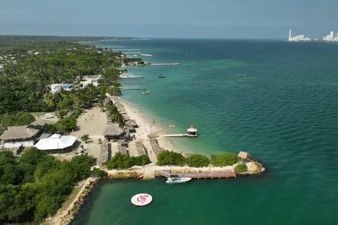 Clube de praia Isla Tierra Bomba: Passe de um dia com comida típica