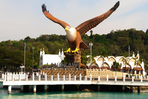 Langkawi: paquete estándar de crucero al atardecerLangkawi: Paquete estándar de crucero al atardecer