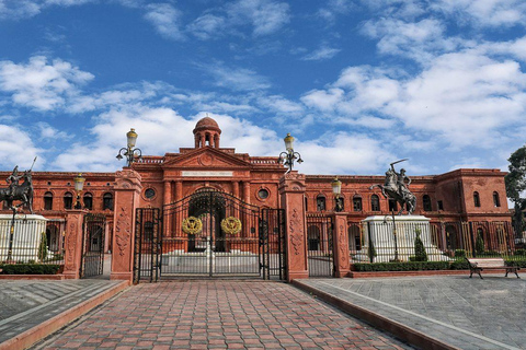 Delhi: Amritsar 2-Day Tour with Golden Temple & Wagah