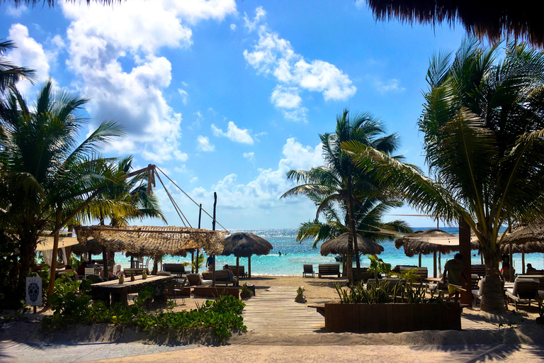 Costa Maya: Yaya Beach Break Open Bar e Cabana VIP opzionale