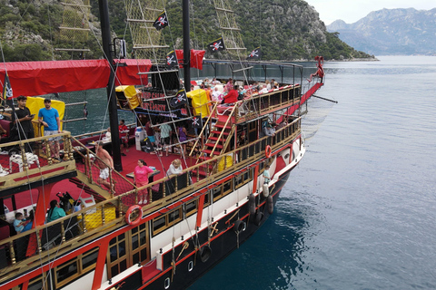 Bigboss Diamond Pirate Boat Trip