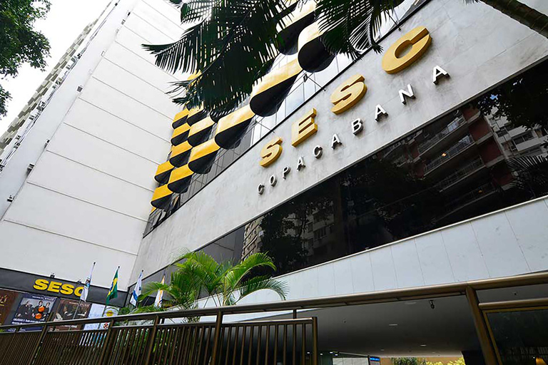 Rio de Janeiro: Modern Architecture Experience with Guide