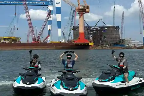 Johor Bahru : Seadoo JetSki 60mins Self Ride Tour(Single)