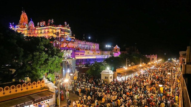 Visit Affordable Transfer From Jaipur To Mathura/Vrindavan in Ayodhya