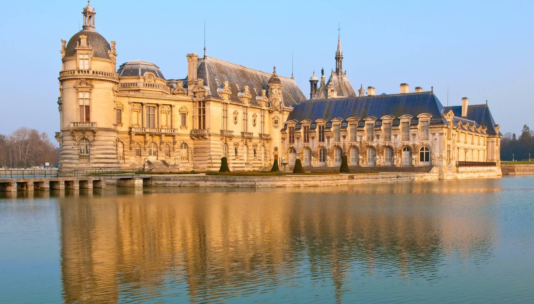 Chantilly: Geführte Tour zu Schloss, Gärten & Großem Marstall