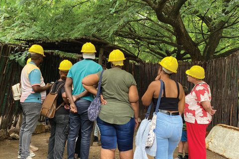 Johannesburg : visite guidée de la mine de Mapatiza et de son showroomJohannesburg : visite guidée de la mine de Mapatiza avec salle d&#039;exposition