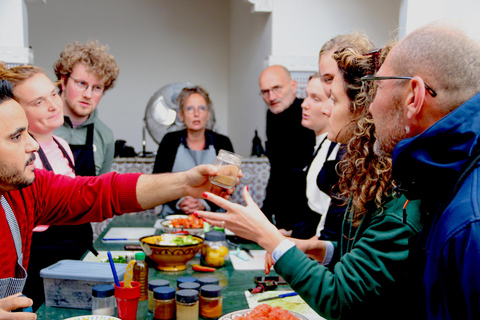 Marrakesh: Moroccan Dishes Cooking Class with a Local Chef