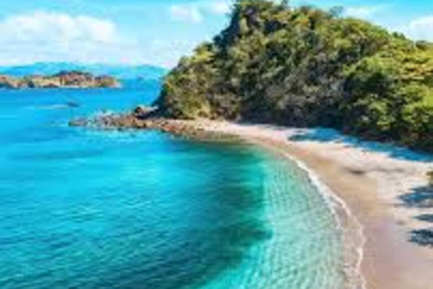 Explore Costa Rica: 4 Days, 3 Volcanoes, 4 Beaches, All Inclusive Explore Costa Rica: 4 Days, 3 Volcanoes, 4 Beaches, All-Inclusive