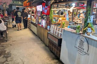 Bangkok: Private Nachtmarkttour mit optionaler Abholung