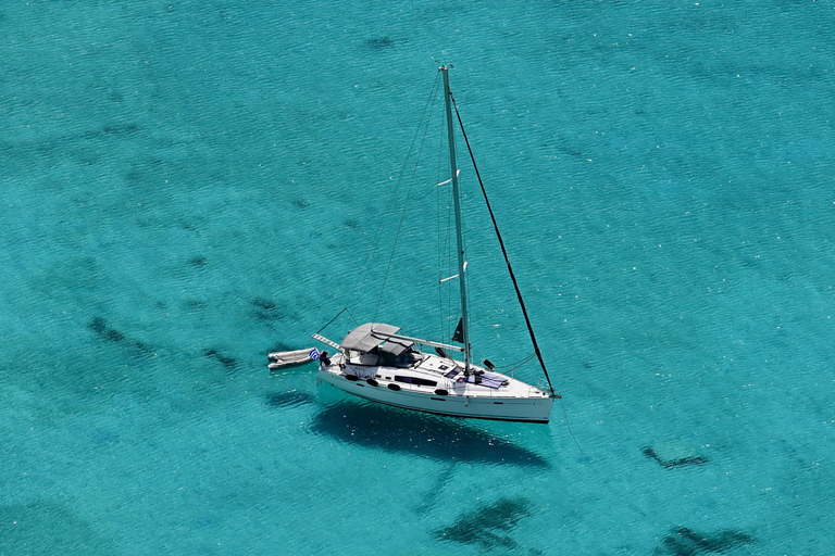 Kissamos: Viagem à vela partilhada entre Balos e Gramvousa com refeição