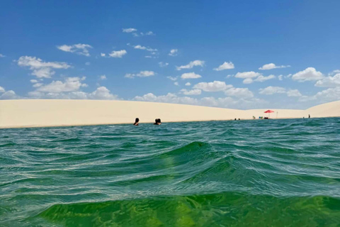 Explora Atins: laguna, dunas y pueblo con encanto.Explora Atins: laguna, dunas y un pueblo con encanto