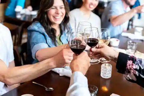 Vancouver: North Shore Food Tour with Harbour ride