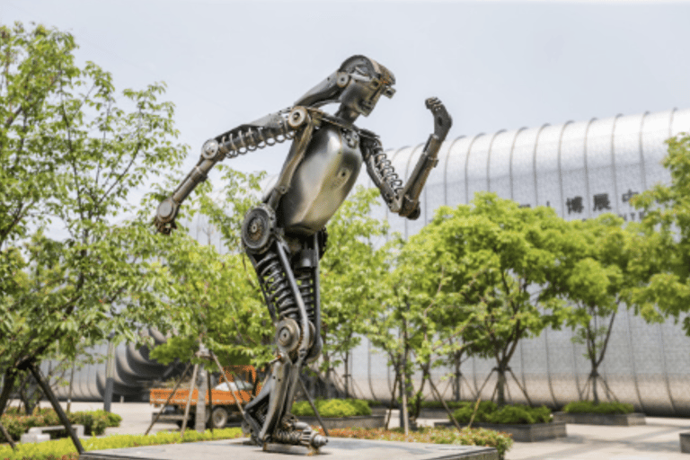 Hangzhou: West Lake Cruise, Tea Village, & Robot Town Tour Hangzhou Classic & Tech Tour: Highlights - (No Lunch)