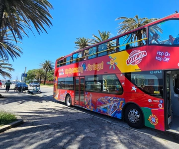 Porto: Stadsrondleiding met hop-on-hop-off-bustour