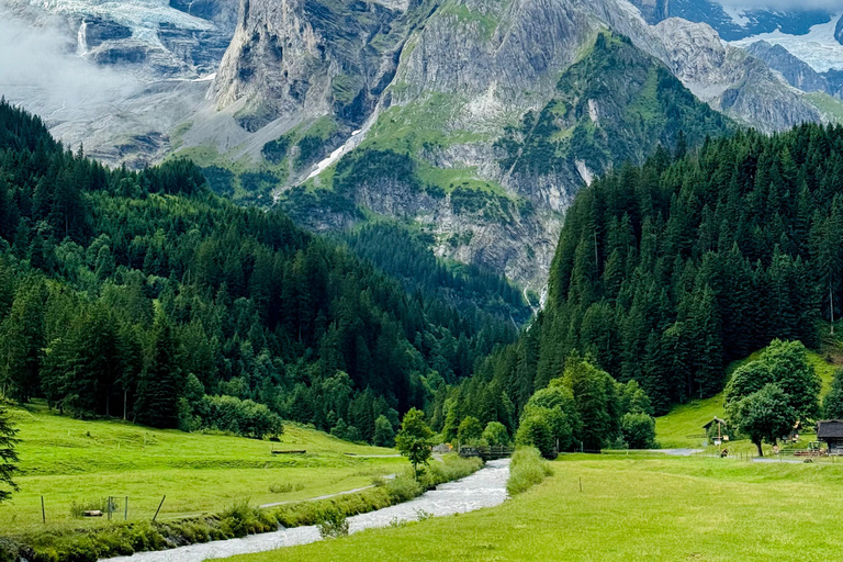 جولة بدراجة كهربائية في وادي روزنلاوي من إنترلاكن