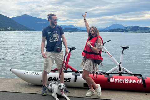 Waterbike op het meer van ZürichWaterfietstocht op het meer van Zürich - Tandem voor de hele dag