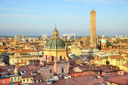 Bologna: Express-Spaziergang mit einem Einheimischen in 60 Minuten