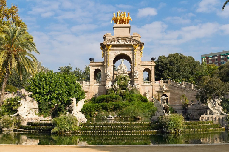 From Barcelona: Custom Private Tour with Vehicle and Guide Tour in a 7-Seater Vehicle