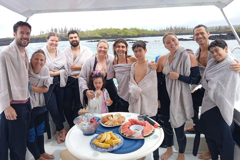Galápagos: Pinzón Island Full-Day Snorkeling Adventure