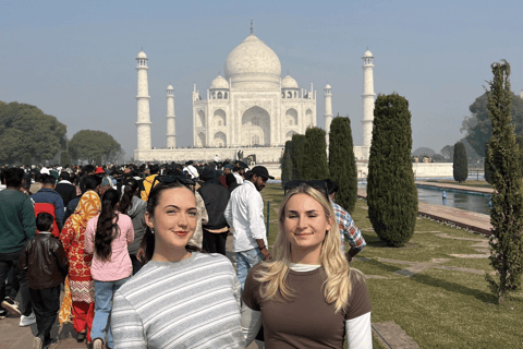 From Jaipur: Full-Day Agra Trip by Car with Guide From Jaipur: Tour with Car, Driver, and Guide Only