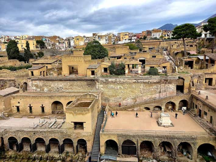 The BEST Virtual Archaeological Museum, Herculaneum Archaeology 2023 ...